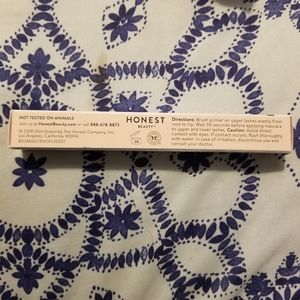 The Honest Company Makeup - FIRM Honest Makeup Bundle The Honest Company Makeup - FIRM Honest Makeup Bundle
